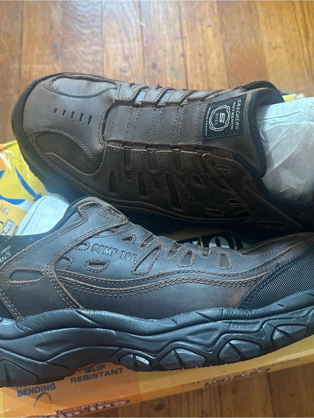 Skechers Men's Composite Toe EH 200234 CDB Slip In Size 11 Wide Brown/Black
